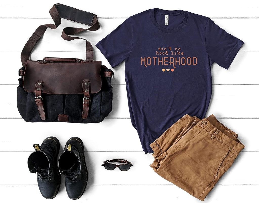 Ain't No Hood Like Motherhood Shirt, Mother's Day Shirt, Gift Shirt For Mothers, Cute Mother's Day Shirts, Black Mama Shirt, Mama Shirts, Mom Outfit, Gift Shirt, Mom Club Shirt